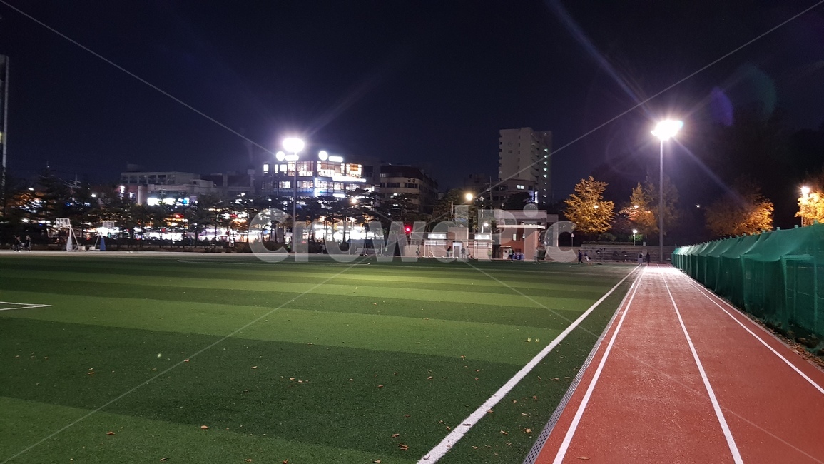 운동장,운동,달리기,러닝,running,grounds,sports,야경,밤,풍경,nightscape,night,landscape,도시,city,한국도시풍경,한국도시경관,korea cityscape,field,들