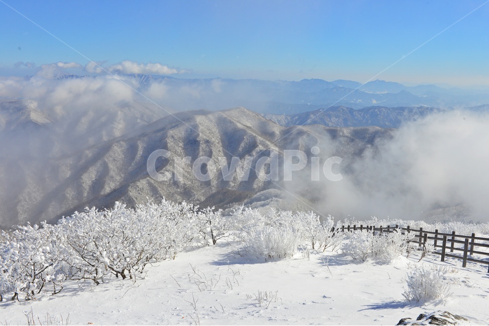 무주,덕유산,덕유산설경,운해,겨울,상고대,계절,향적봉,중봉,nature,자연,outdoors,옥외,snow,눈,ice,빙,slope,경사,mountain,산,mountainrange,산맥,겨울,계절,winter,season,자연,풍경,nature,landscape