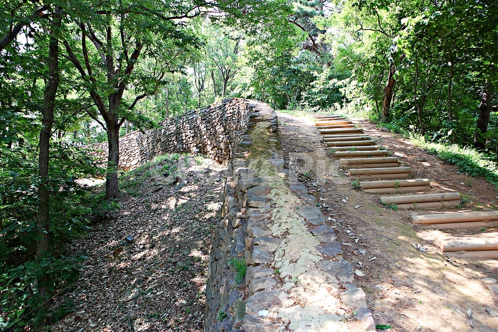 전등사,전등사둘레길,성곽,길,돌담,풍경