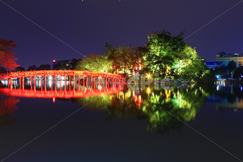 야경,풍경,하노이,호수,다리,밤풍경,호안끼엠호수,반영,데칼코마니,nightview,landscape,lake,decalcomanie,야경,밤,풍경,nightscape,night,landscape,도시,city,해외,외국,세계,foreign,oversea,world,세계도시풍경,해외도시풍경,외국도시풍경,world cityscape,nature,자연,outdoors,옥외