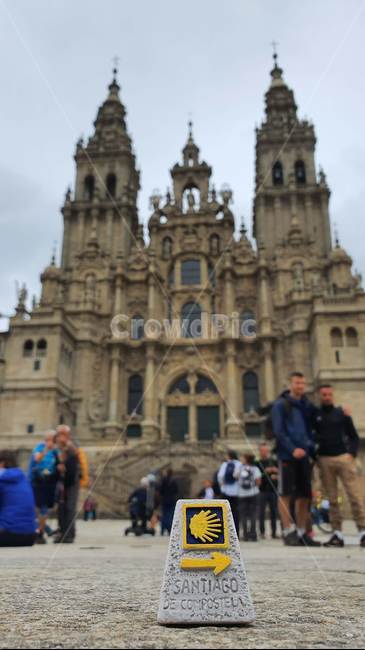 스페인,산티아고,santiago,순례길,길,spain,걸음,순례자,town,산티아고대성당,성당,building,건물,인간,person,사람,건축물,architecture