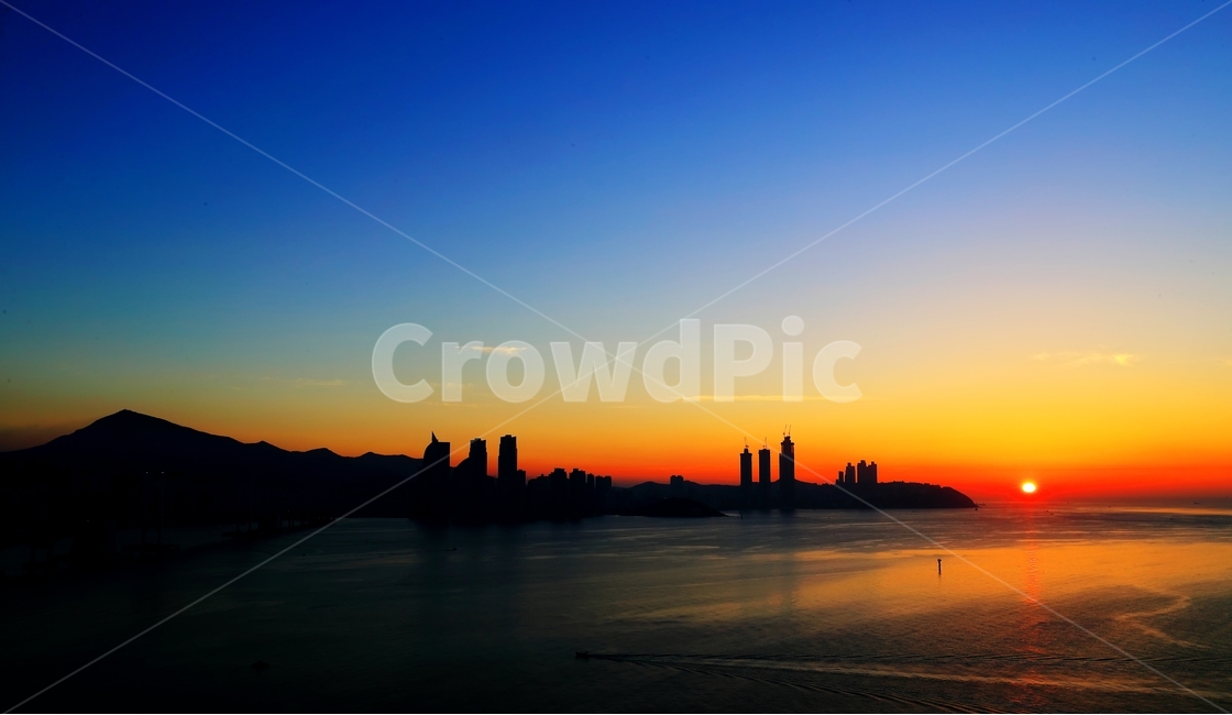 일출,장산,마린시티,해운데,바다,아침,자연,풍경,nature,landscape,outdoors,옥외,dawn,새벽,red sky,붉은 하늘,sunset,일몰,sky,하늘,dusk,황혼