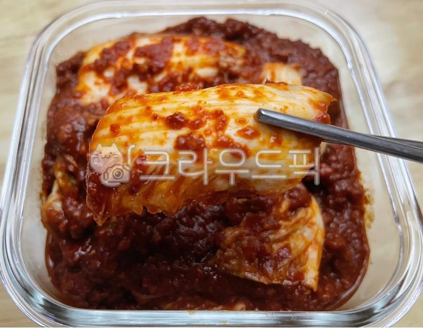 Kimchi,kimchi,superficially,Korean cuisine,cook,chopsticks,Korean,rice side dish,food,meal,side dish,red pepper powder,rice thief,dish,Korean food,ingredients,mukbang,cooking,spicy food,koreanfood