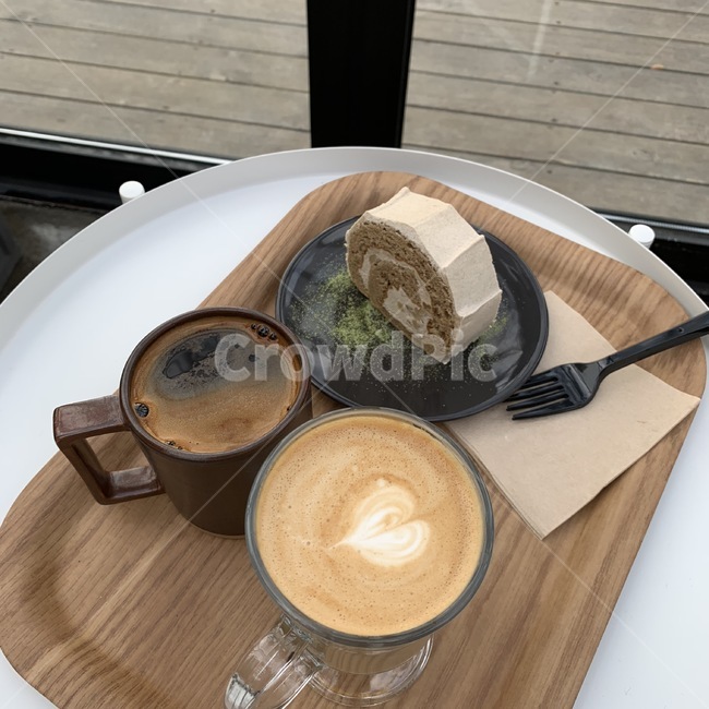 카페,커피,빵,케익,음료,아메리카노,카페라떼,cafe,coffee,bread,cake,drink,americano,cafelatte,디저트,간식,후식,dessert,snack,커피,카페,coffee,cafe