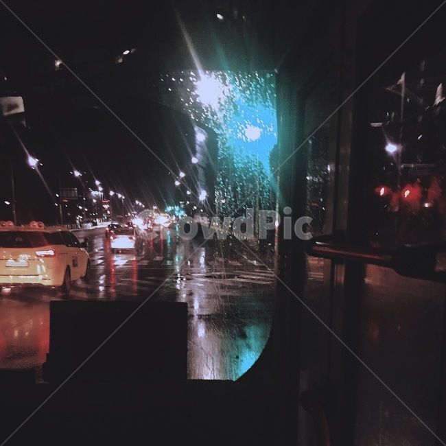 비오는날,비,창밖,풍경,불빛,야경,밤,풍경,nightscape,night,landscape,비,비오는날,rain,rainy,교통,교통수단,traffic,transportation,lighting,조명