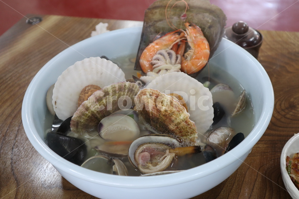 칼국수,해물칼국수,음식,해물,조개,면,면류,음식,식재료,요리,food,cook,meal,dishes,food reserves,수산물,해산물,fishery products,seafood