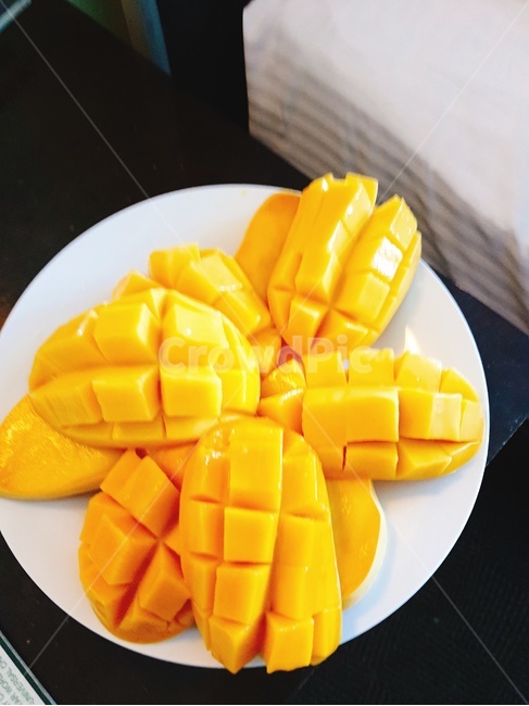 망고,과일,노란색,열대과일,mango,음식,식재료,요리,food,cook,meal,dishes,food reserves,과일,열매,fruit