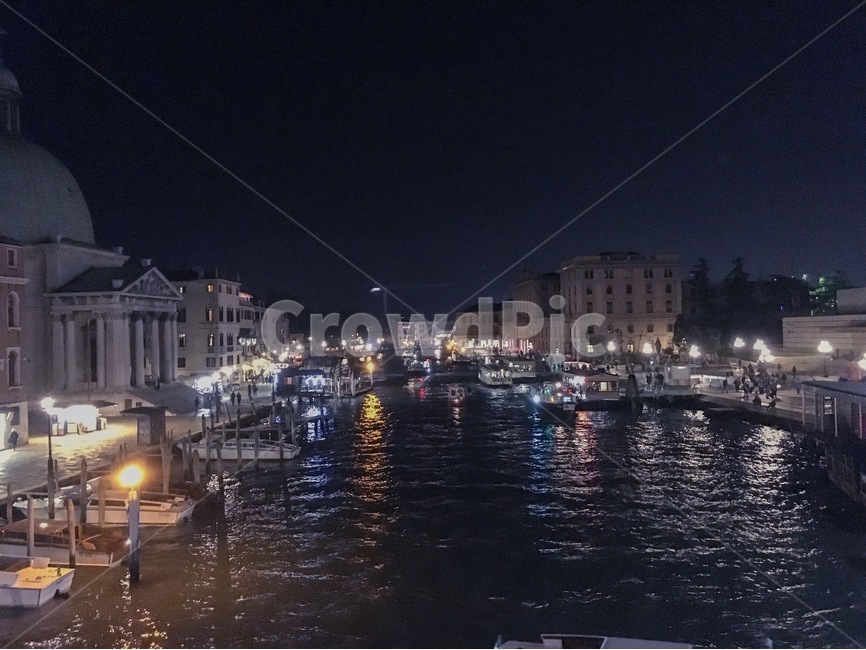 야경,베니스,바다,배,건물,야경,밤,풍경,nightscape,night,landscape,도시,city,해외,외국,세계,foreign,oversea,world,세계도시풍경,해외도시풍경,외국도시풍경,world cityscape,교통,교통수단,traffic,transportation,water,물,waterfront,워터 프론트,marina,마리나,pier,교각,port,포트