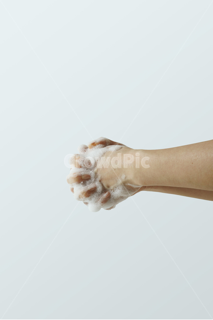손,손소독,손씻기,공중보건,위생,비누거품,거품,비누,청결,누끼,보건,의료,헬스케어,건강,감염,핸드워시,손청결,hand,wash,bubble,human,health,medical,clean,사람,인물,인간,human,person,신체일부,몸,body