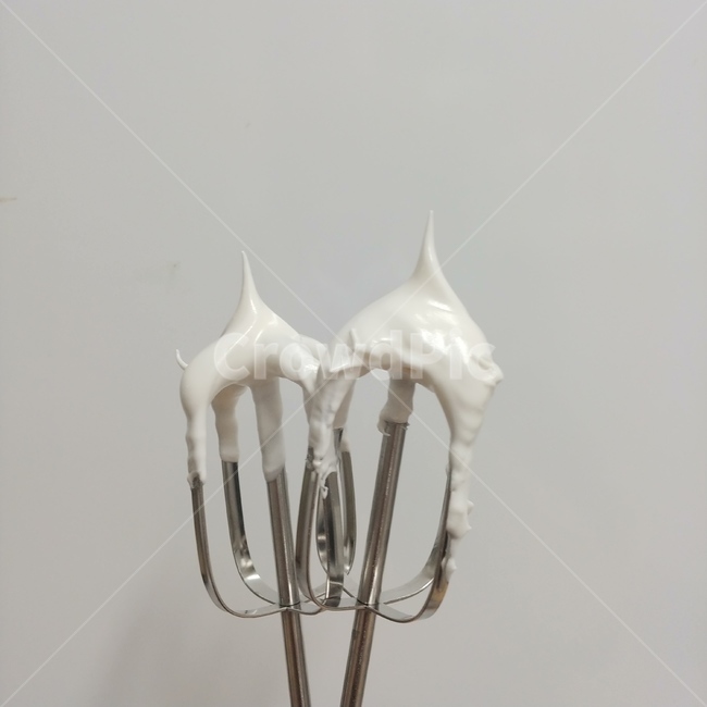 생크림,머랭,휘핑기,휘핑,베이킹,머랭쿠키,휘퍼,요리,음식,food,식품,제과,데코레이션