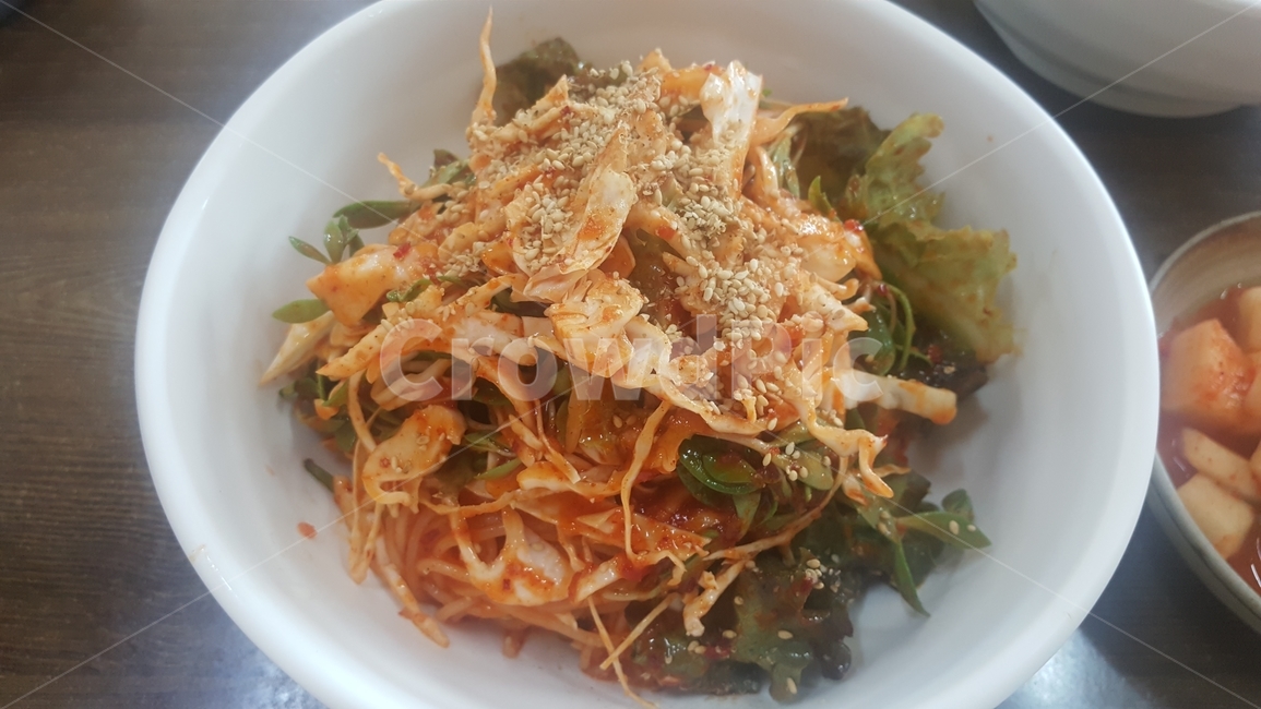 비빔국수,비빔면,국수요리,국수,음식,음식,식재료,요리,food,cook,meal,dishes,food reserves,면류,면요리,noodles,한식,한국음식,한국요리,korean food,korean dishes,korean meal,korean cook