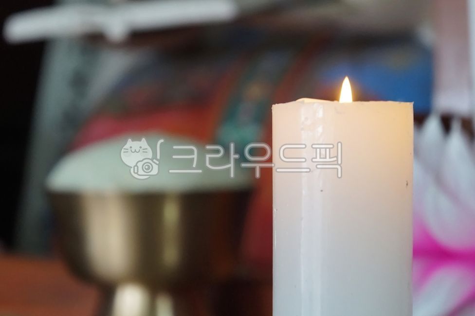 Candlelight,white vinegar,buddhist ritual,candle,first offering,buddhism