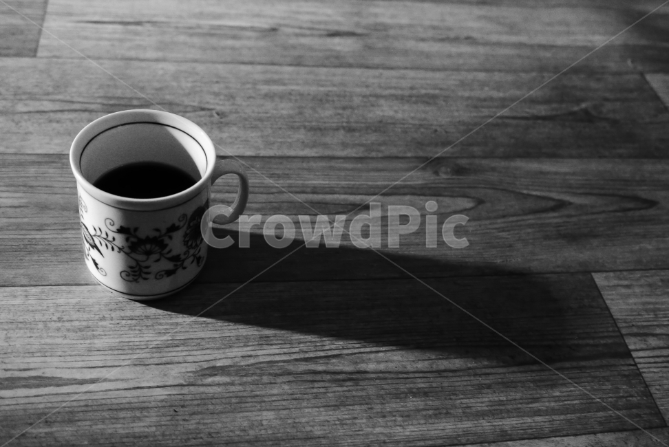 커피,흑백사진,감성,핸드드립,머그잔,빈티지,커피,카페,coffee,cafe,흑백,모노톤,monochrome,black and white