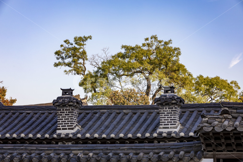 창덕궁,고궁,기와담장,전통담장,전통굴뚝,전통건축,문화유산,문화재,기와지붕,한국의미,전통기와,건축물,건물,지붕,한국전통,한국문화,korean traditional,korean culture,건축물,건물외관,exterior,building,structure,architecture,construction