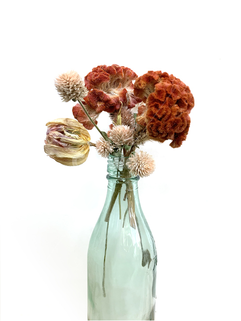 plant,식물,flower,꽃,장식,ornament,glass,bottle,유리병,드라이플라워,driedflower,꽃꽂이,flowerarrangement
