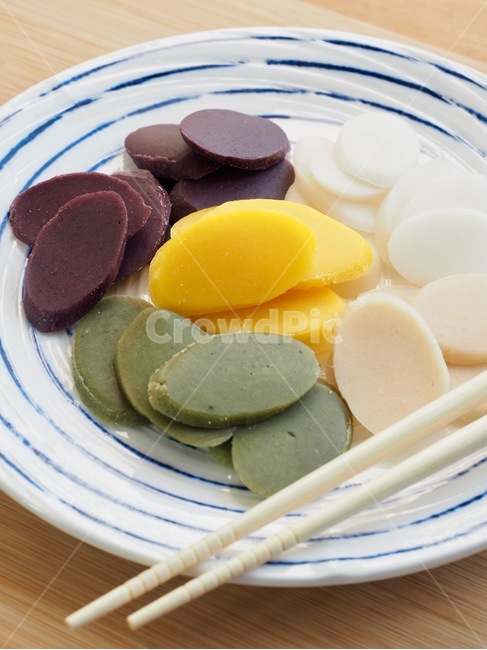 떡국떡,가래떡,한국음식,식품,한식,한국문화,한국,배경,음식문화,웰빙,문화,아시아,아시아음식,접시,전통,설날,추석,음식,추석음식,설날음식,명절,명절음식,떡,koreanfood,korea,koreanculture,food,background,foodculture,wellbeing,culture,asia,asianfood,dish,tradition,ricecake,한국전통,한국문화,korean traditional,korean culture,음식,식재료,요리,food,cook,meal,dishes,food reserves,한식,한국음식,한국요리,korean food,korean dishes,korean meal,korean cook