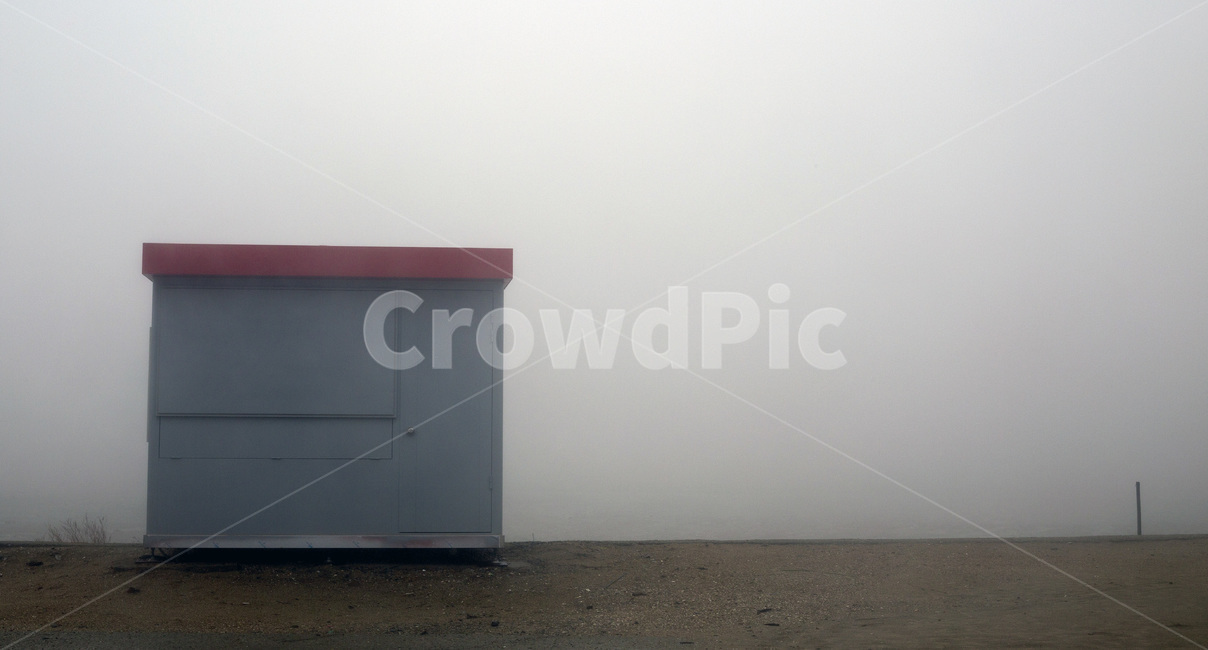 바다,비,바람,모래,해변,창고,sea,보슬비,rain,drizzle,wind,sand,beach,theseasides,theseashore,store,storage,지평선,horizen,nature,자연,카피스페이스,미니멀리즘,제부도,흐림,안개,물,여백,공간,몽환,바닥,백사장,경치,하늘,해안,블러