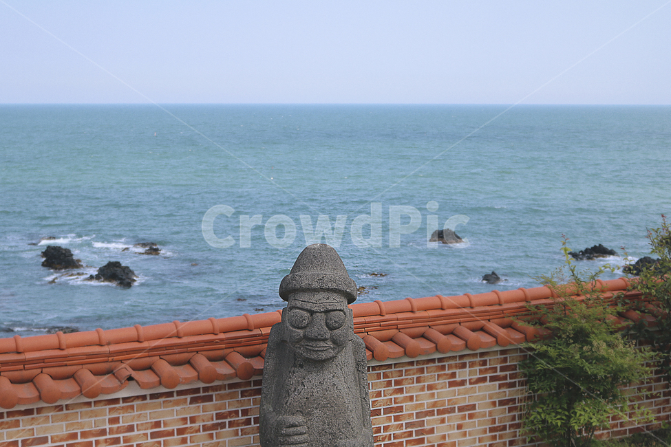 경주,바다,경주바다,주상절리,수평선,자연,outdoors,nature,물,바위,하르방,돌하르방,담,벽돌