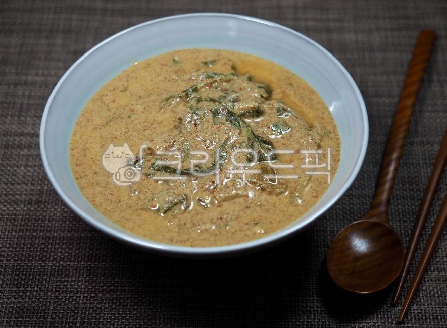 추어탕,한식,보양식,미꾸라지수프,한국음식,음식,요리,미꾸라지탕,영양식,점심식사,저녁식사,국물,수프,전통음식,식사,chueotang,comfortfood,loachsoup,koreanfood,food,cooking,loachtang,nutritionalfood,lunch,dinner,hot,soup,traditionalfood,meal