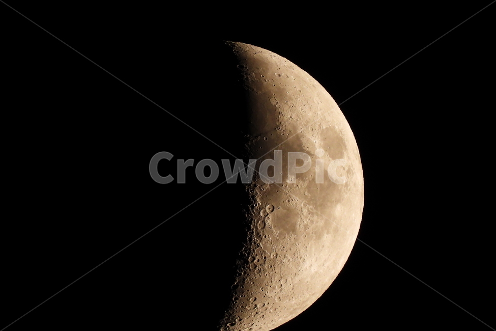 초승달,달,서울하늘,moon,밤하늘,야경,밤,풍경,nightscape,night,landscape,outdoors,옥외,astronomy,천문학,outer space,대기권 밖,universe,우주,nature,자연