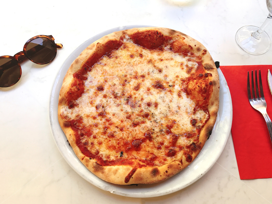 피자,화덕피자,pizza,이탈리안음식,치즈피자,토마토소스,토마토,이탈리아,cook,food,모짜렐라,치즈,레스토랑,음식,식재료,요리,food,cook,meal,dishes,food reserves,양식,서양음식,서양요리,western food,western dishes,western meal,western cook