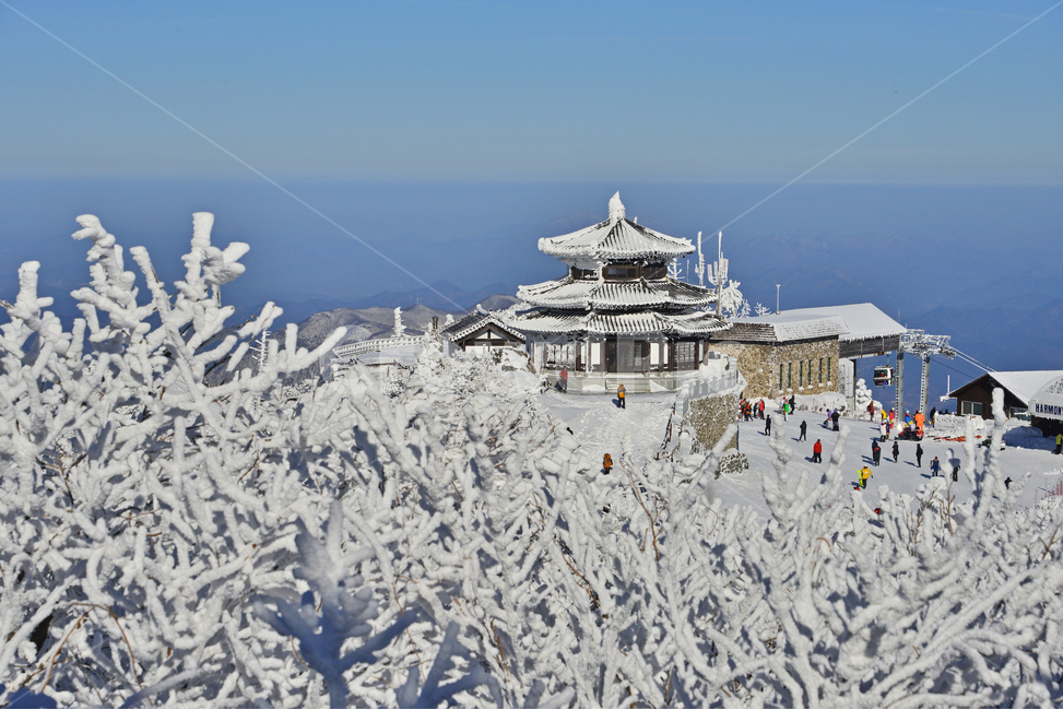 glacier,빙하,ice,빙,snow,nature,자연,landscape,경치,outdoors,옥외,향적봉,scenery,풍경,mountain,산,경관,무주,덕유산,설천봉,상제루,덕유산설경,상고대,눈,겨울,계절,중봉