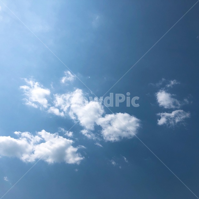 하늘,구름,햇살,맑은하늘,하늘색,파란색,자연,풍경,nature,landscape,outdoors,옥외,azure sky,푸른 하늘,sky