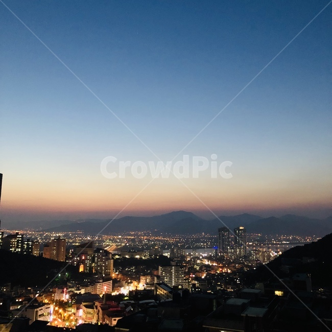 야경,초저녁,풍경,뒷산,부산야경,부산,북구,노을,감성,밤,불빛,도시,밤도시,도시의밤,아름다운밤,외로움,그리움,건물,저녁