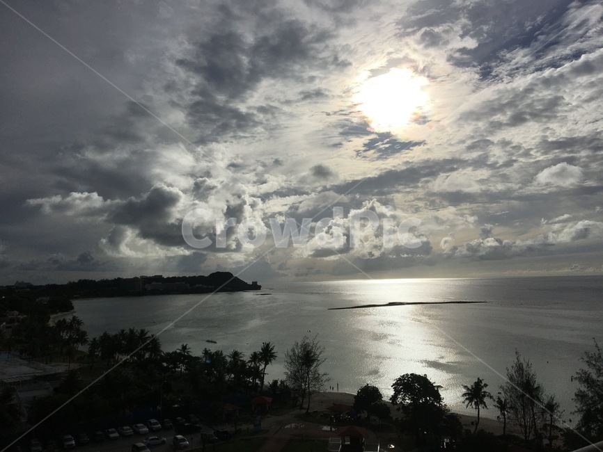 선셋,해질녘,노을,일몰,바다,풍경,sunset,guam,beach,tumonbeach,투몬비치,날씨,weather,sky,하늘,cumulus,적운,cloud,구름