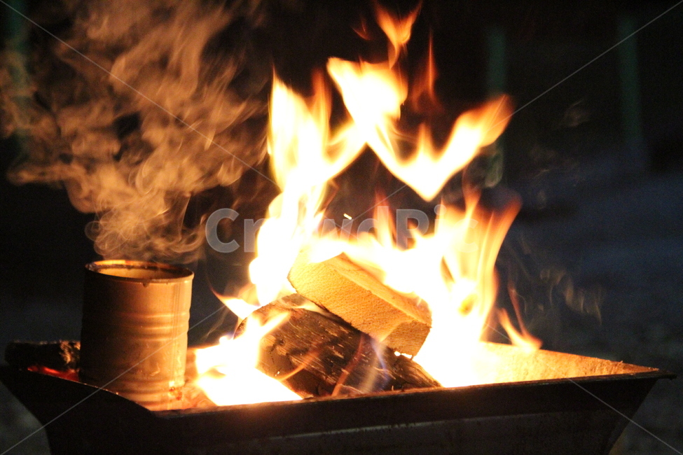 장작불,모닥불,불장난,불꽃,숯불