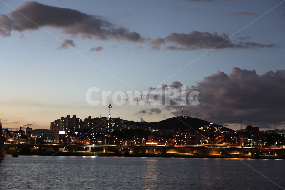 남산타워,한강,야경,서울,nightview,해질녘,river,야경,밤,풍경,nightscape,night,landscape,도시,city,한국도시풍경,한국도시경관,korea cityscape