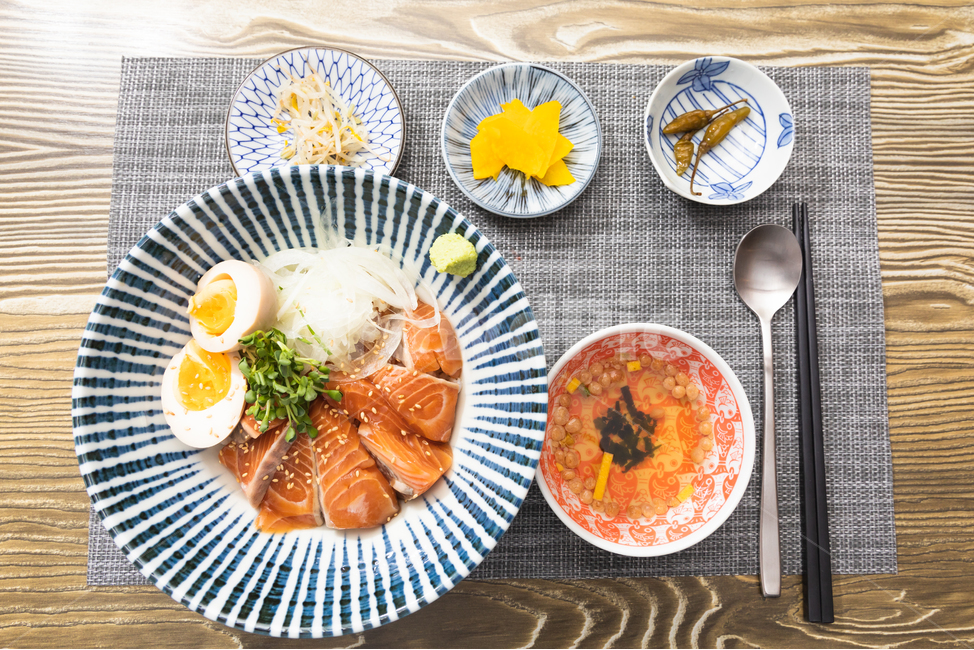 사케동,연어장,연어장덮밥,연어덮밥,연어초밥,초밥,음식,식재료,요리,food,cook,meal,dishes,food reserves,일식,일본음식,일본요리,Japanese food,Japanese dishes,Japanese meal,Japanese cook