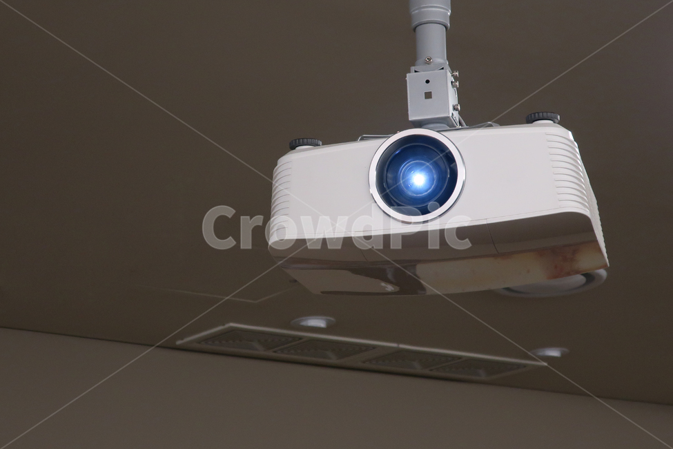 beam,screening,education,screen,audiovisual,film,video,Presentation,briefing,presentation,projector,slide,meeting