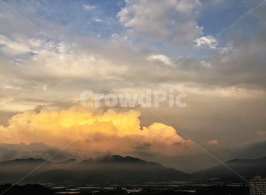 weather,날씨,nature,자연,outdoors,옥외,mountainrange,산맥,mountain,산,풍경,구름,석양,석양빛