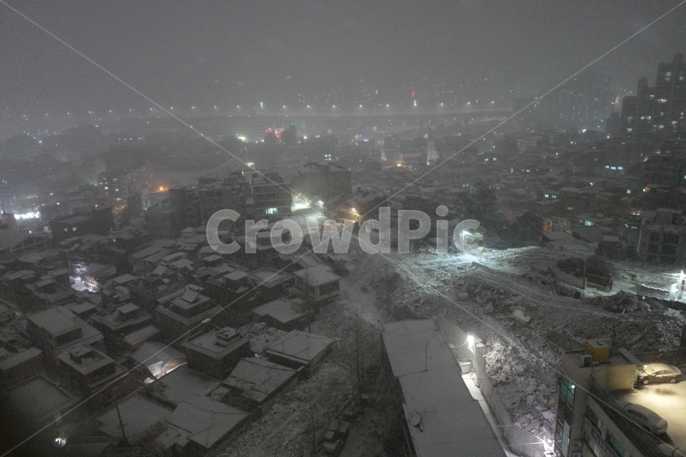 눈,밤,도시,마을,재건축,철거,겨울,계절,winter,season,야경,밤,풍경,nightscape,night,landscape,도시,city,한국도시풍경,한국도시경관,korea cityscape,nature,자연,outdoors,옥외