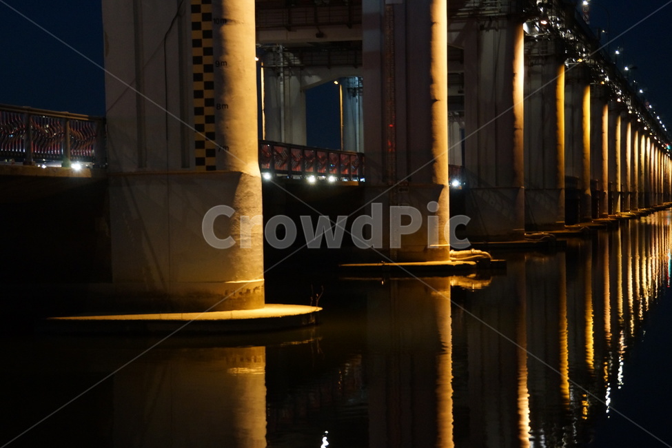 다리,대교,야경,거울효과,road,bridge,밤,불빛,도로,강,water,물,waterfront,워터프론트,pier,교각,조명,lighting