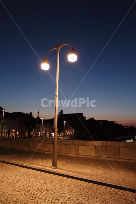 가로등,밤,거리,불빛,몽환,어둠,감각,야경,밤,풍경,nightscape,night,landscape,lamp post,램프 포스트