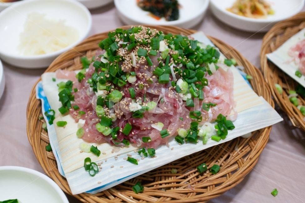 회,음식,한국전통,식재료,일식,민물회,민물,민물고기,사시미,향어회,향어,음식,식재료,요리,food,cook,meal,dishes,food reserves,수산물,해산물,fishery products,seafood