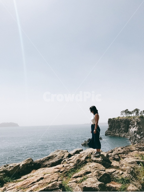 standing,서있는,여행,바다,절벽,sea,ocean,cliff,홀로,alone,nature,자연,outdoors