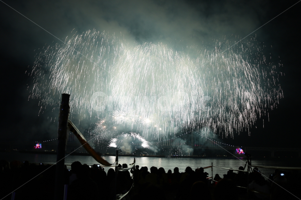 불꽃,축제,불꽃축제,불꽃놀이,빛,빛축제,야경,밤하늘,부산불꽃축제,부산,야경,밤,풍경,nightscape,night,landscape,축제,행사,festival,carnival,event