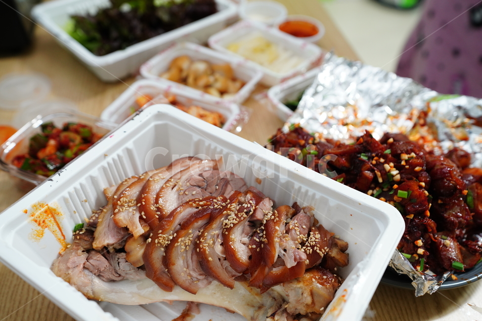 족발,한식,육류,육식,고기,돼지,안주,먹거리,식사,푸드,food,배달,야식,먹방,음식,식재료,요리,food,cook,meal,dishes,food reserves,육류,고기,meat,한식,한국음식,한국요리,korean food,korean dishes,korean meal,korean cook