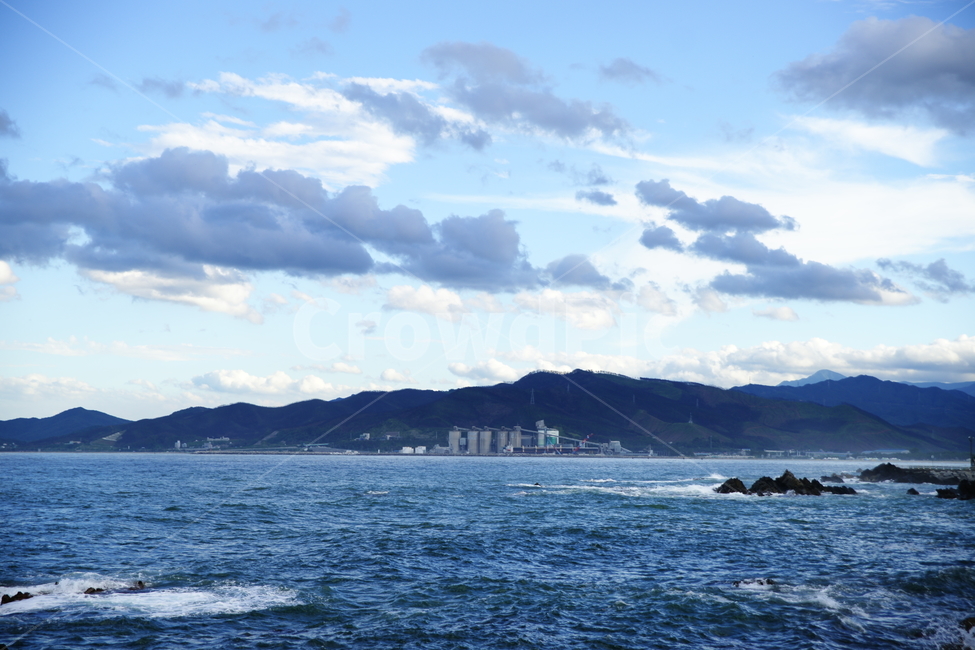 land,땅,outdoors,옥외,nature,sea,물,water,자연,ocean,대양,shoreline,해안선,곶,바다,하늘,구름,여름,파도,동해안,동해,옥계,강원도,자연,풍경,nature,landscape,promontory