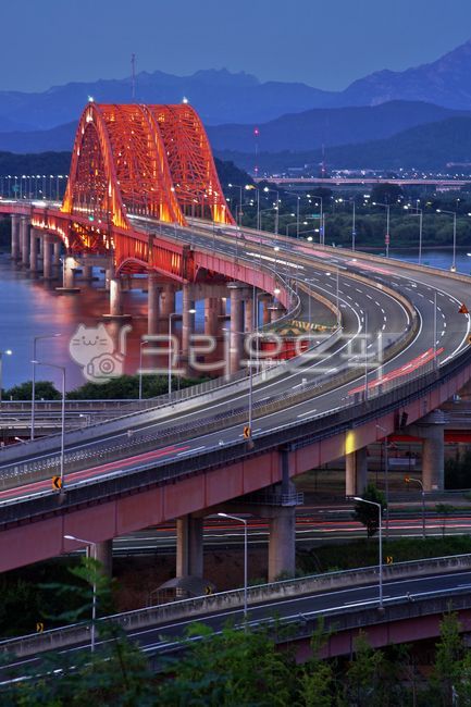 방화대교,아치트러스트교,한강다리,한강,야경,한강야경,인천국제공항고속도로