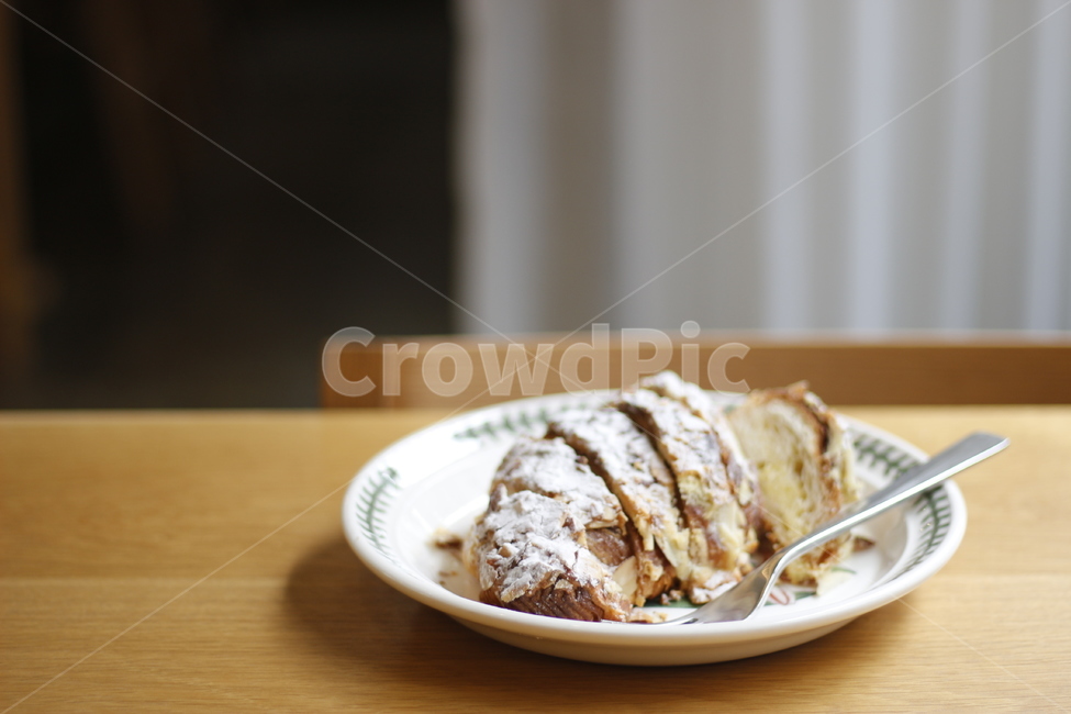바게트,카페,베이커리,디저트,빵,간식,브런치,사이드메뉴,제과,제빵,음식,식재료,요리,food,cook,meal,dishes,food reserves,빵,bread,디저트,간식,후식,dessert,snack