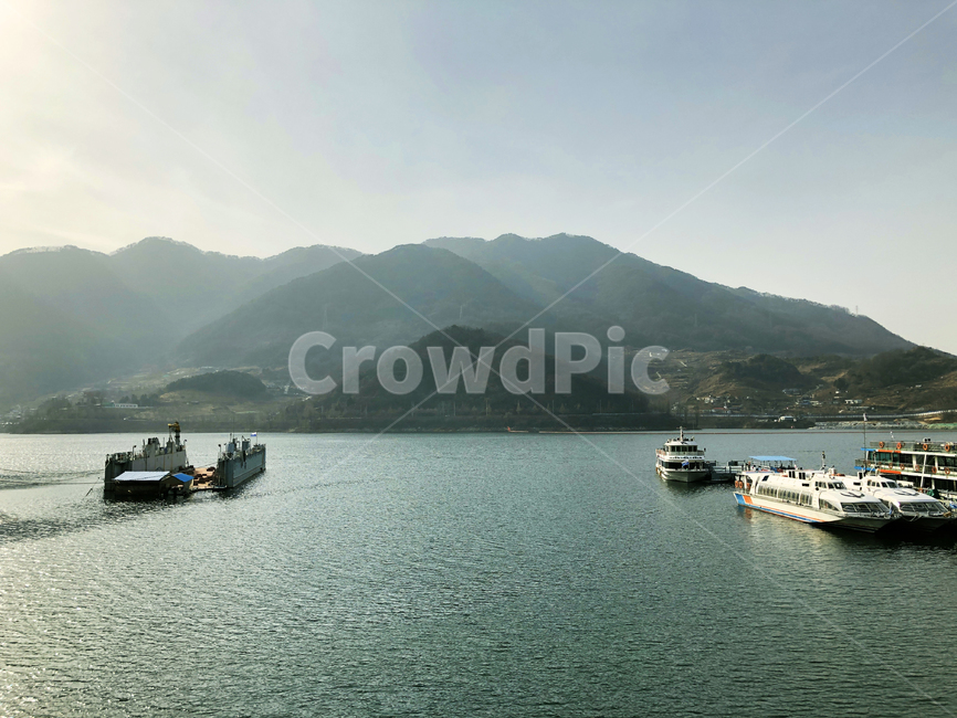 자연,water,물,배,선박,vehicle,댐,강,호수,바다,waterfront,워터프론트,dock,독,pier,교각,watercraft,vessel,물결,nature