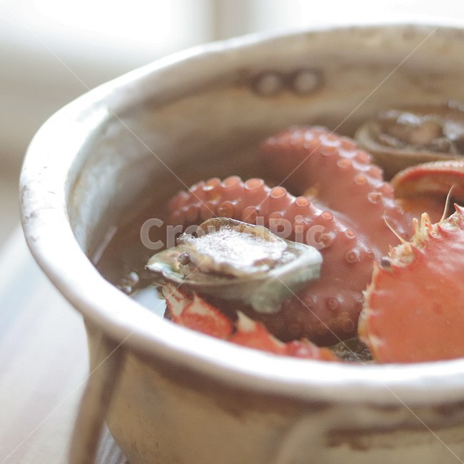 해물라면,라면,문어라면,양은냄비,꽃게탕,꽃게라면,전복라면,음식,식재료,요리,food,cook,meal,dishes,food reserves,수산물,해산물,fishery products,seafood