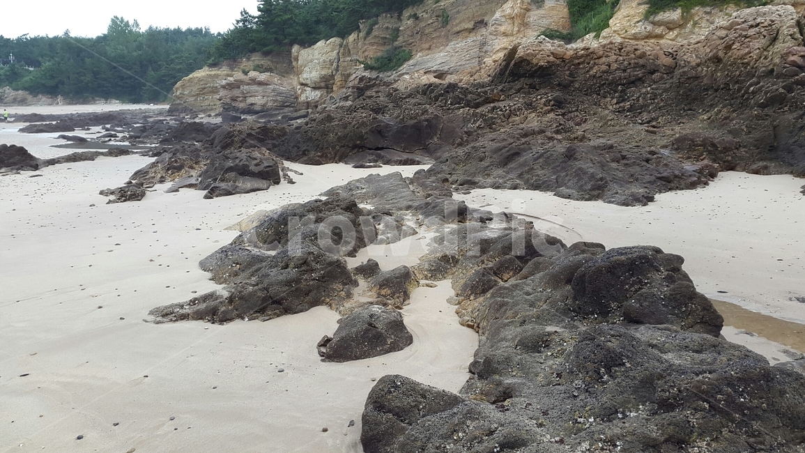 바닷가,변산반도,파도,모래사장,해안가,해안절벽,해안가바위,바다풍경,바다