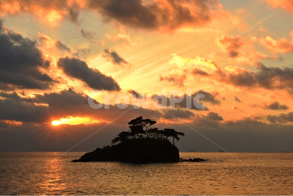 부안솔섬,솔섬,솔섬일몰,솔섬황혼,솔섬하늘,nature,자연,outdoors,옥외,redsky,붉은하늘,dusk,황혼,sunset,일몰,sky,하늘,바다,shoreline,해안선,자연,풍경,nature,landscape