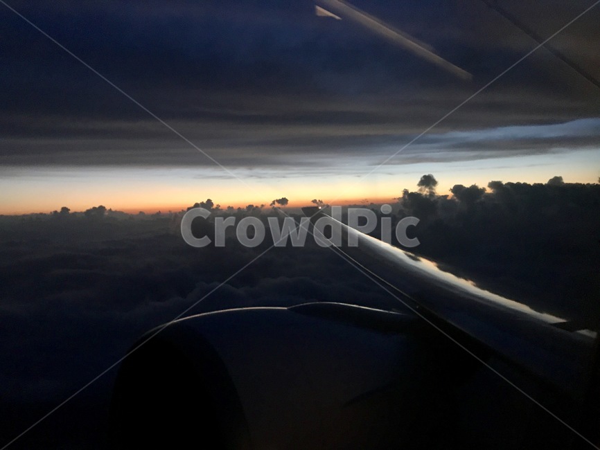airplane wings,cloud,flight,airplane window,airplane,sunset,travel,sunset clouds