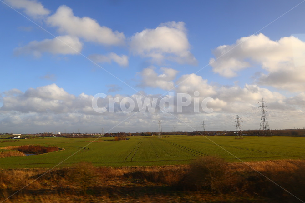 밭,풍경,시골,영국,영국시골,기차풍경,자연,풍경,nature,landscape,outdoors,옥외,weather,날씨,field,들,grassland,목초지,cloud,구름,cumulus,적운,sky,하늘